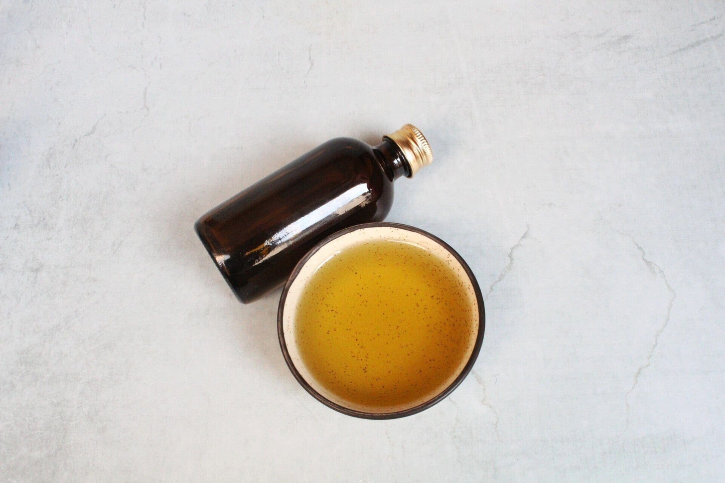 Moringa seed oil - Blend It Raw Apothecary